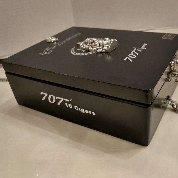 Original Suenos de Saundra Upcycled Black & Silver 707 Cigar Box Purse - Picture 6 of 13